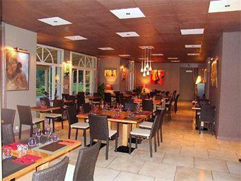 Salies-de-Béarn Brit Hotel Du Golf Le Lodge מראה חיצוני תמונה